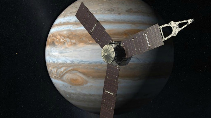 juno-above-jupiter