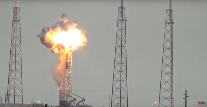 spacex-rocket-explosion