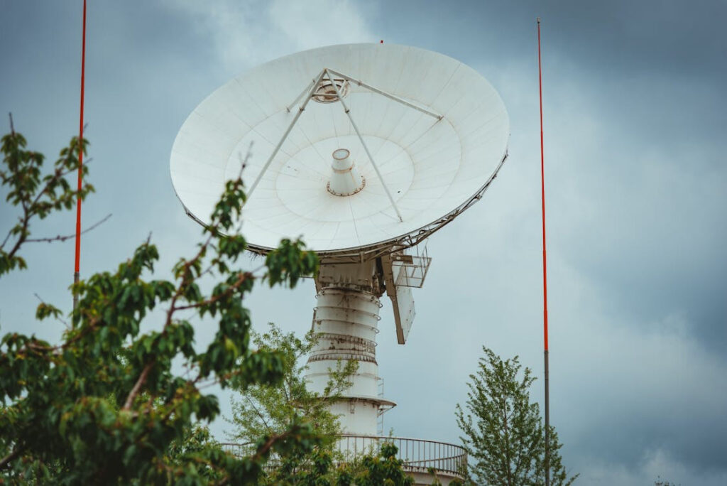 large-parabolic-antenna