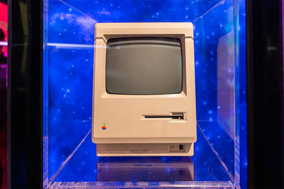 vintage-apple-macintosh