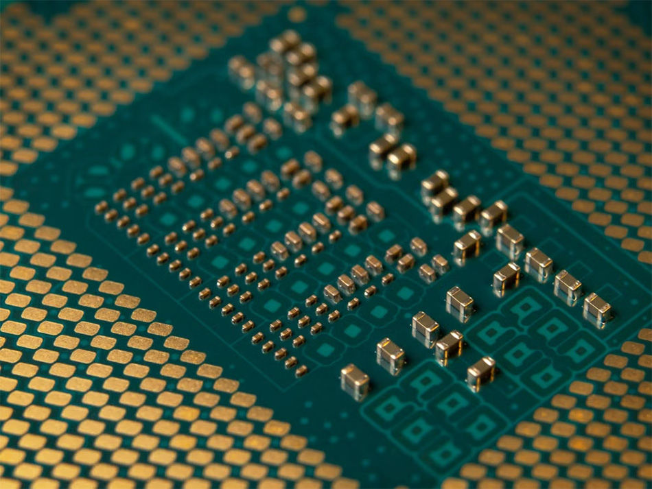 microprocessor-circuit-board